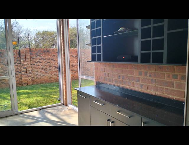 2 BEDROOM SECTIONAL TITLE FOR SALE IN EQUESTRIA